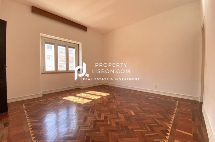 Image No.17-4 Bed Apartment for sale