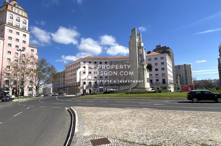 Image No.25-4 Bed Apartment for sale