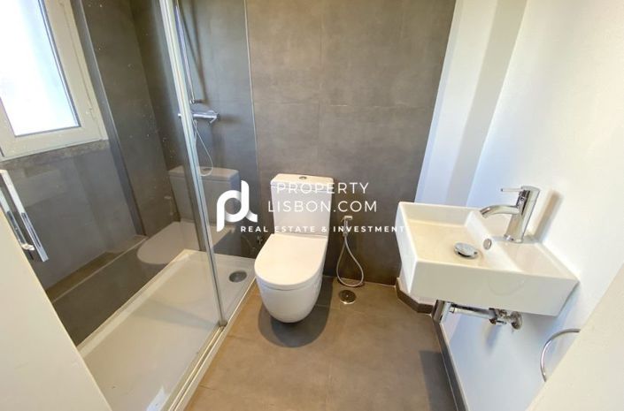 Image No.26-4 Bed Apartment for sale