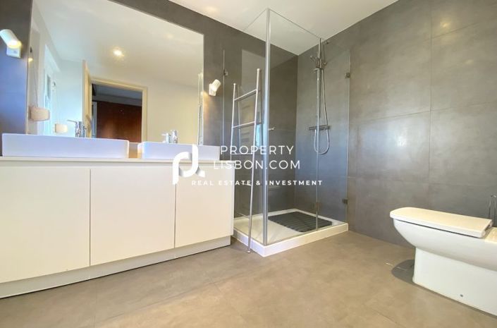 Image No.8-4 Bed Apartment for sale