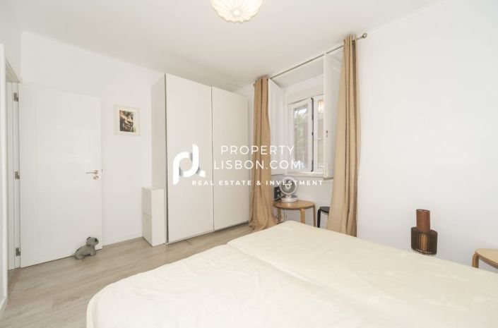 Image No.10-2 Bed Apartment for sale