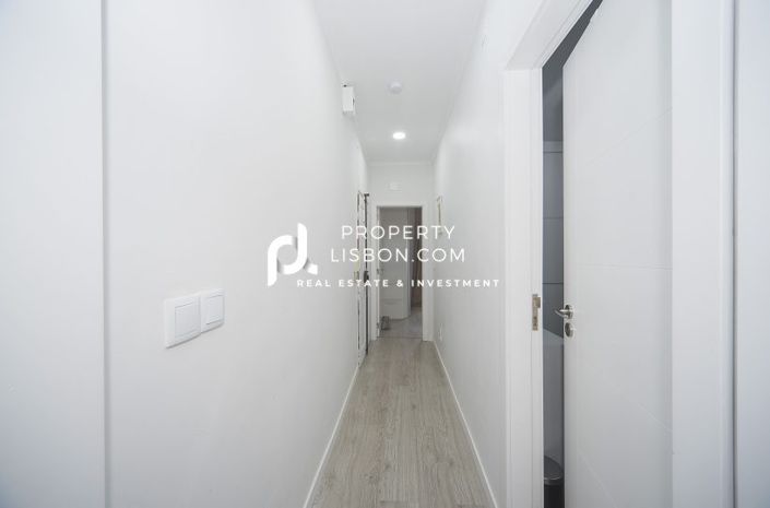 Image No.12-2 Bed Apartment for sale