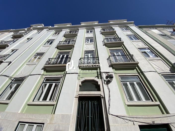 Image No.1-Appartement de 4 chambres à vendre à Lisbon