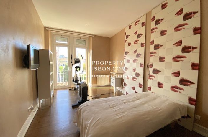 Image No.23-5 Bed Apartment for sale