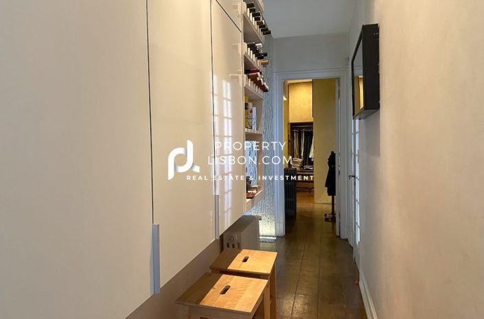 Image No.25-5 Bed Apartment for sale