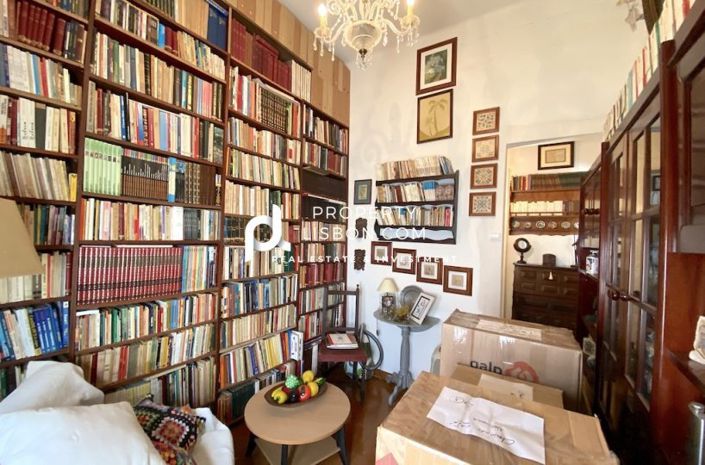 Image No.10-3 Bed Apartment for sale