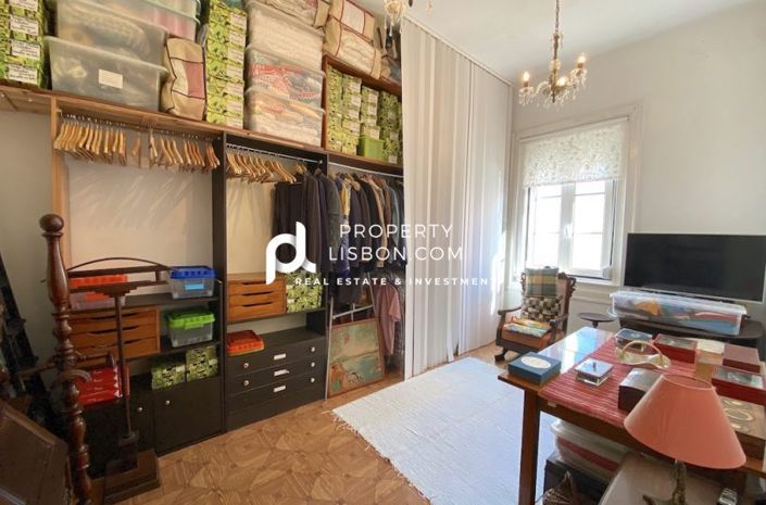 Image No.11-3 Bed Apartment for sale