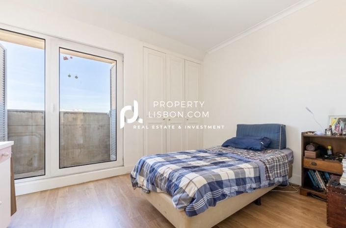 Image No.13-3 Bed Apartment for sale