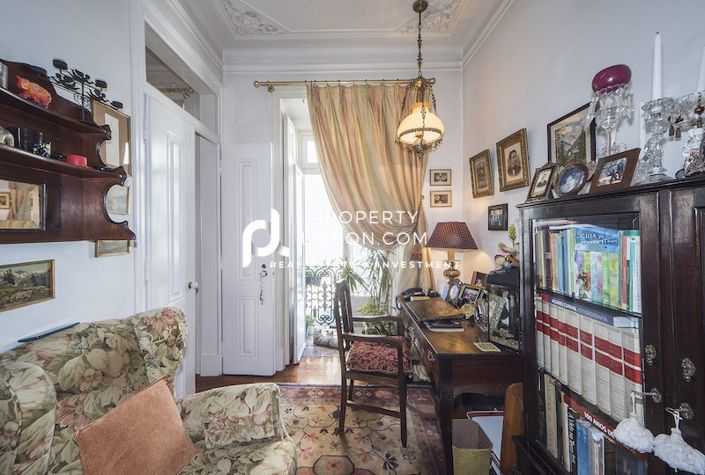 Image No.12-4 Bed Apartment for sale