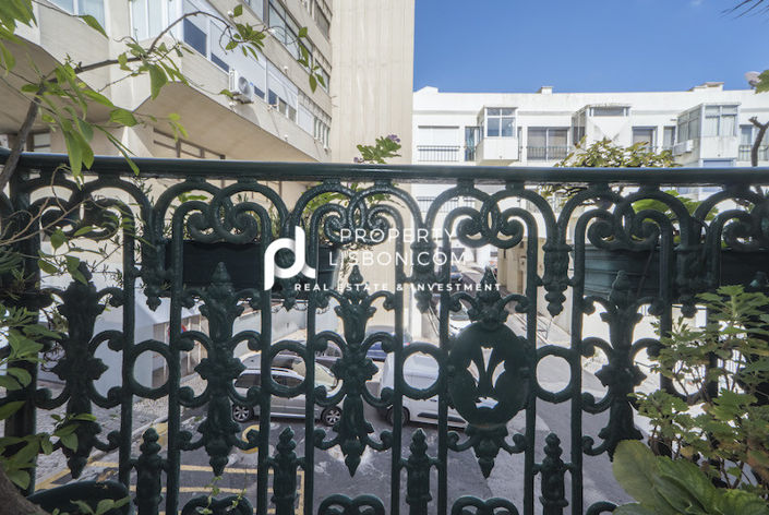 Image No.13-4 Bed Apartment for sale