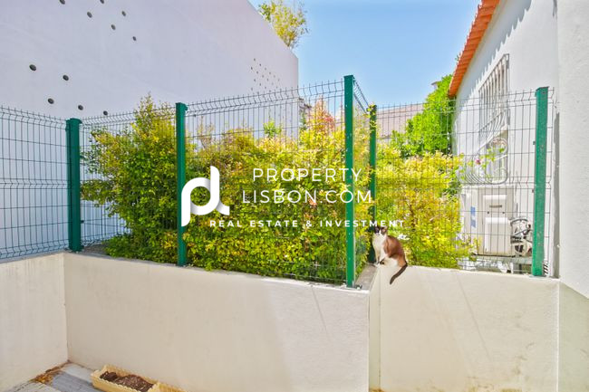 Image No.5-6 Bed Apartment for sale