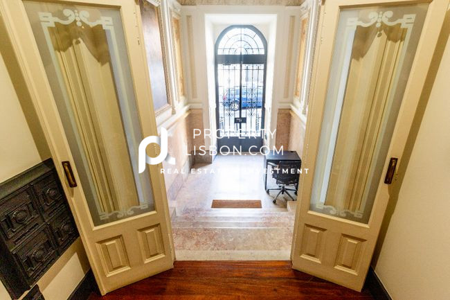 Image No.20-3 Bed Apartment for sale