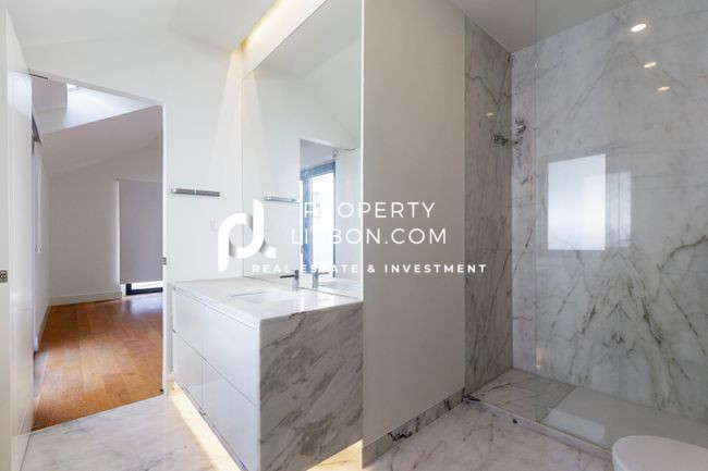 Image No.7-3 Bed Apartment for sale