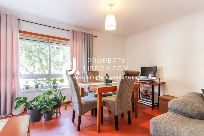 Image No.24-3 Bed Apartment for sale