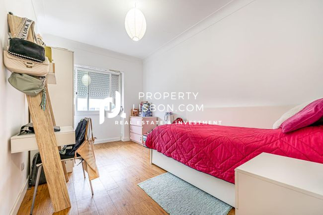 Image No.9-3 Bed Apartment for sale