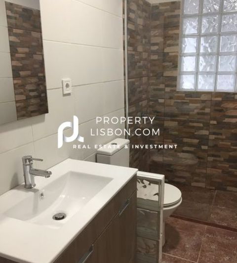Image No.2-Appartement de 2 chambres à vendre à Lisbon