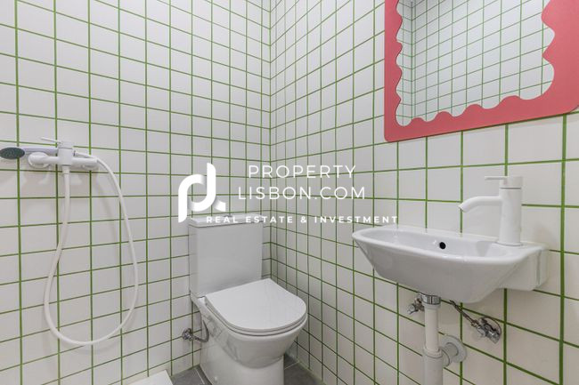 Image No.17-2 Bed Apartment for sale