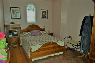 1742magnificentresidenceintheheartoflosmontes