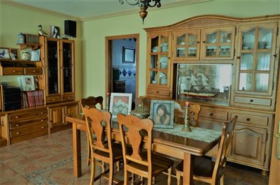 1742magnificentresidenceintheheartoflosmontes