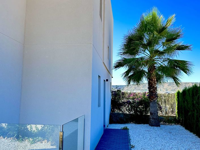 Image No.13-4 Bed Villa for sale