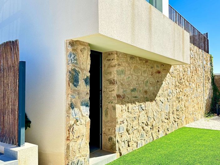 Image No.6-4 Bed Villa for sale