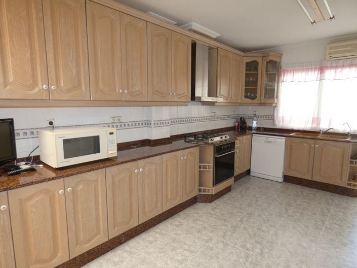 Image No.15-Villa de 4 chambres à vendre à Almoradí