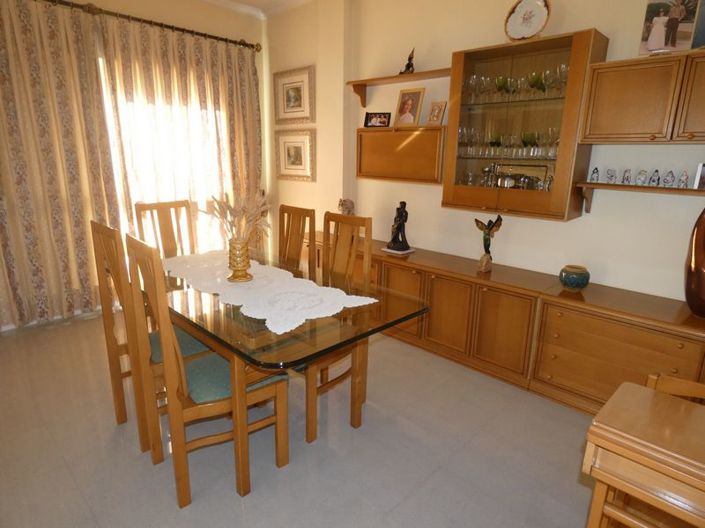 Image No.18-Villa de 4 chambres à vendre à Almoradí