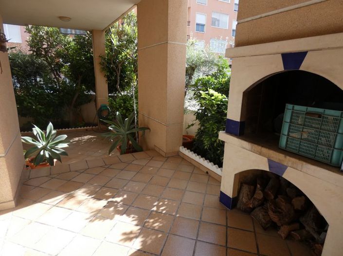 Image No.19-Villa de 4 chambres à vendre à Almoradí