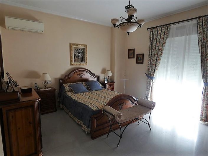 Image No.25-Villa de 4 chambres à vendre à Almoradí