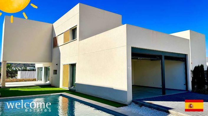 Image No.2-4 Bed Villa for sale