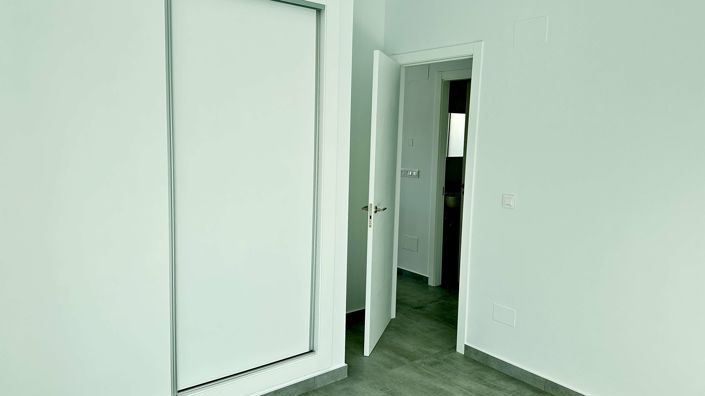 Image No.23-4 Bed Villa for sale