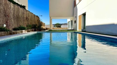 12267exclusivemodernkeyreadyvilla4bed3bathpoo