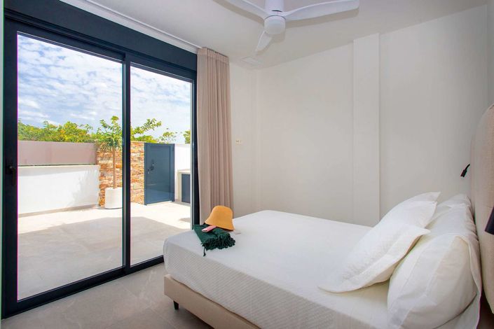 Image No.11-3 Bed Villa for sale