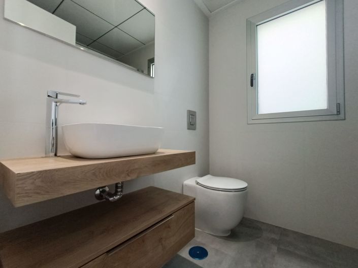 Image No.15-4 Bed Villa for sale