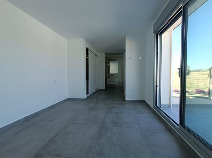 Image No.18-4 Bed Villa for sale