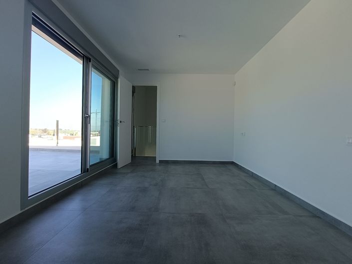 Image No.22-4 Bed Villa for sale