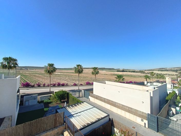 Image No.27-4 Bed Villa for sale