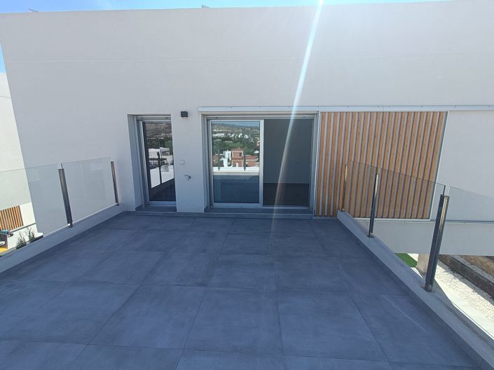 Image No.29-4 Bed Villa for sale