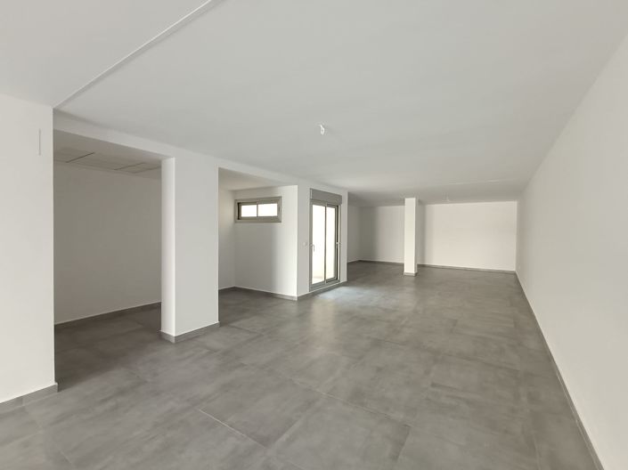 Image No.35-4 Bed Villa for sale