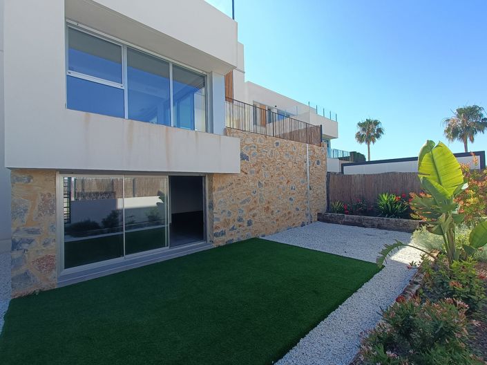 Image No.38-4 Bed Villa for sale