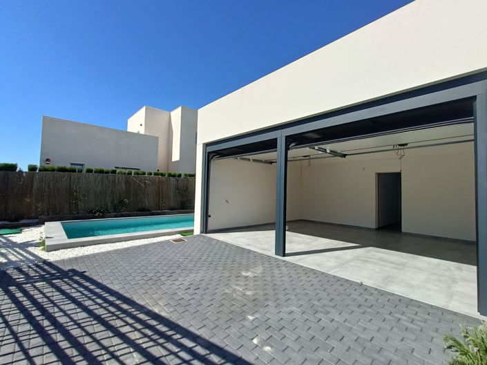 Image No.44-4 Bed Villa for sale