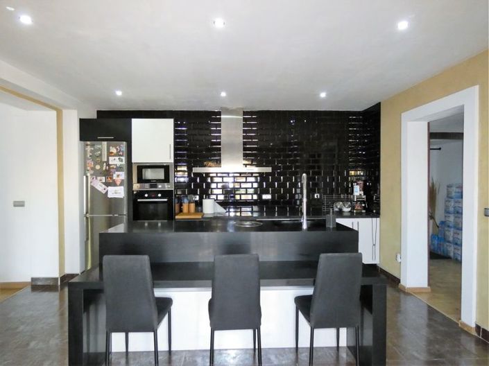 Image No.12-7 Bed Finca for sale