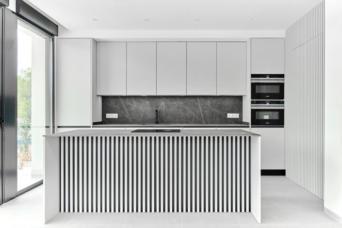 Image No.2-3 Bed Villa for sale