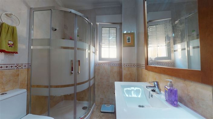 Image No.13-6 Bed Villa for sale