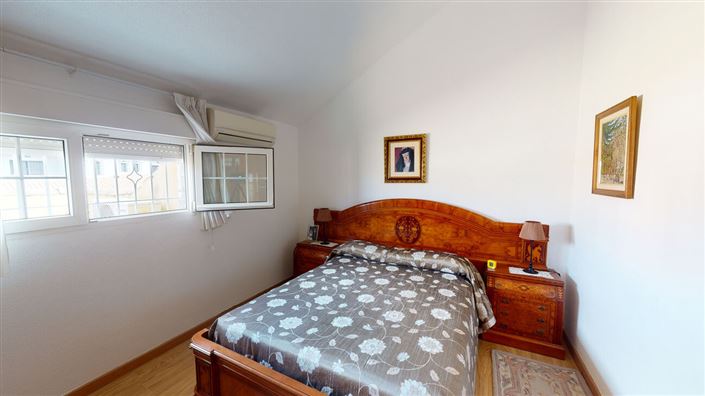 Image No.17-6 Bed Villa for sale