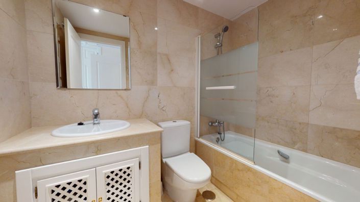 Image No.7-2 Bed Apartment for sale