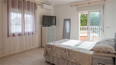 6385beautifulvillaonlamarquesa190923132402p11