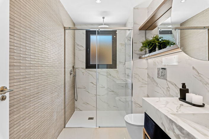 Image No.25-3 Bed Villa for sale