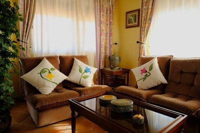 7046amazingcountrysidefincawithincome12022415