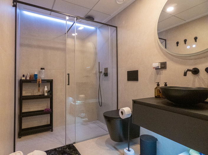 Image No.25-3 Bed Property for sale